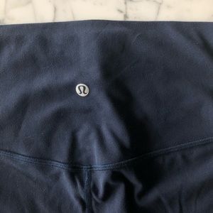 Lululemon Aligns Navy Blue 21” Crop